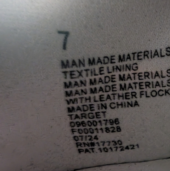 NWT Wild Fable Black And White Sneakers Size 7 - Picture 8 of 8